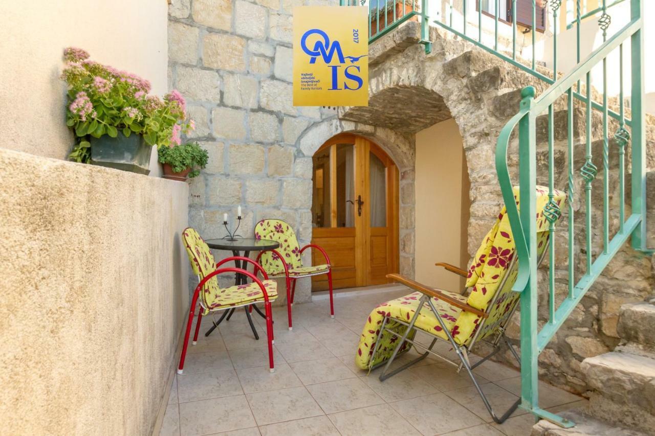 Apartment Old Stone House Lokva Rogoznica Exterior photo
